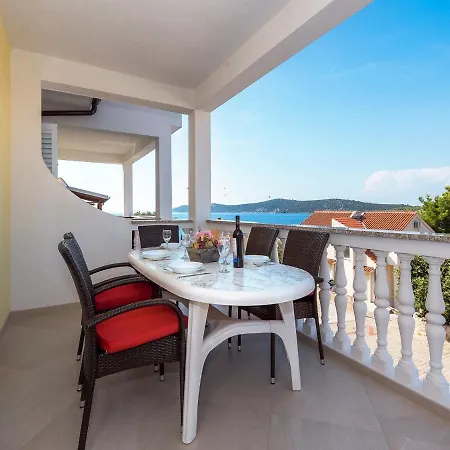 Apartments Gulin Sibenik Exterior photo