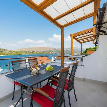 Apartments Gulin Sibenik Exterior photo
