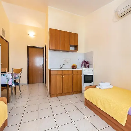 Apartments Gulin Sibenik Exterior photo