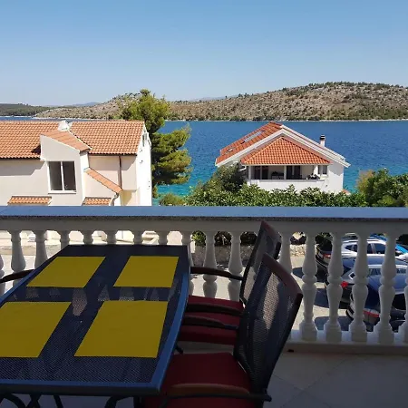 Apartments Gulin Sibenik Exterior photo