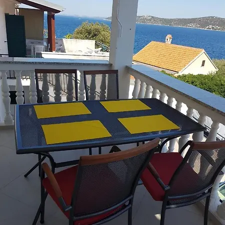 Apartments Gulin Sibenik Exterior photo