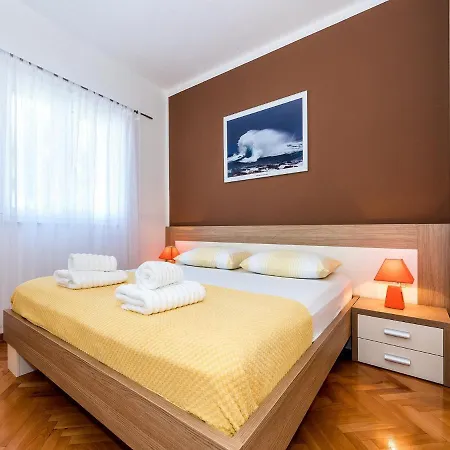 Apartments Gulin Sibenik Exterior photo
