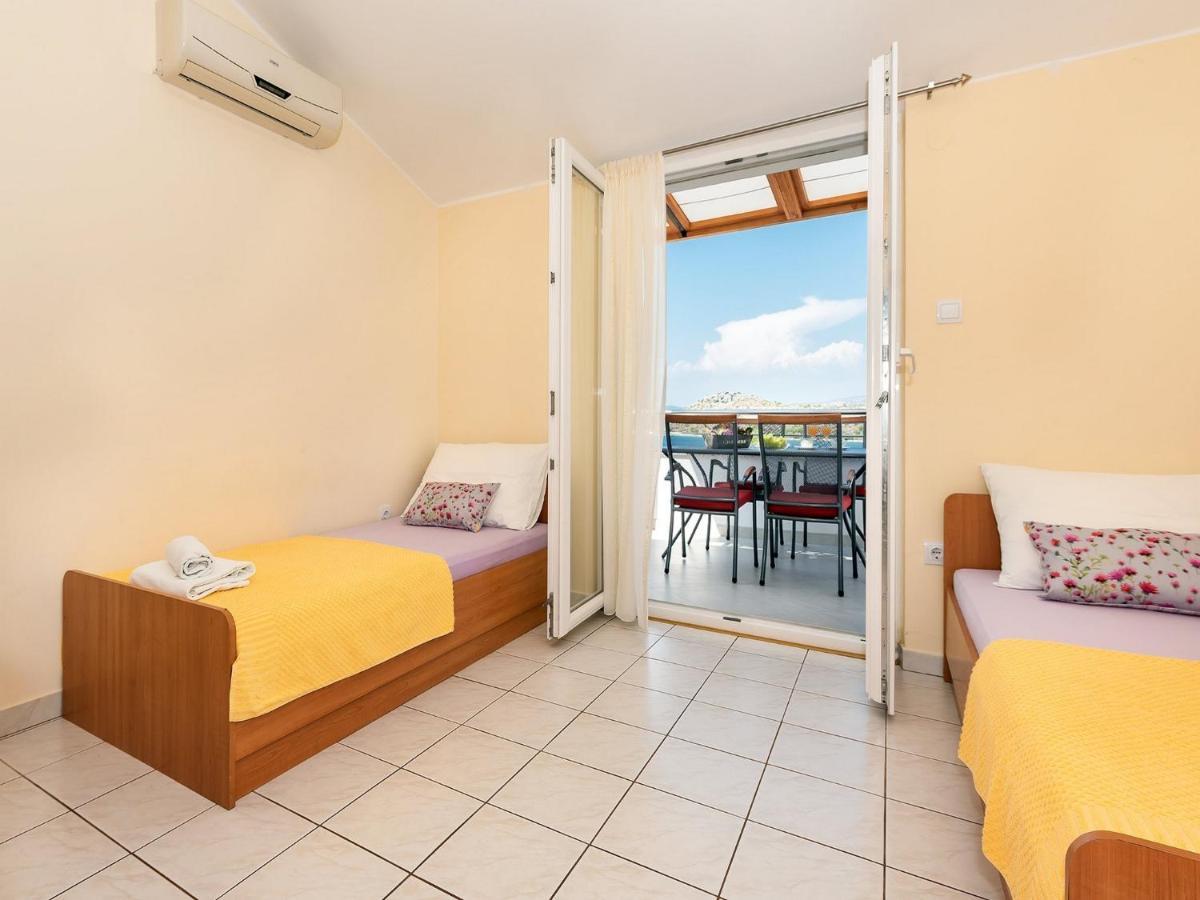 Gulin Apartment Sibenik
